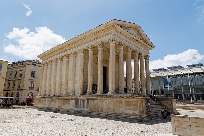 Maison carrée-005